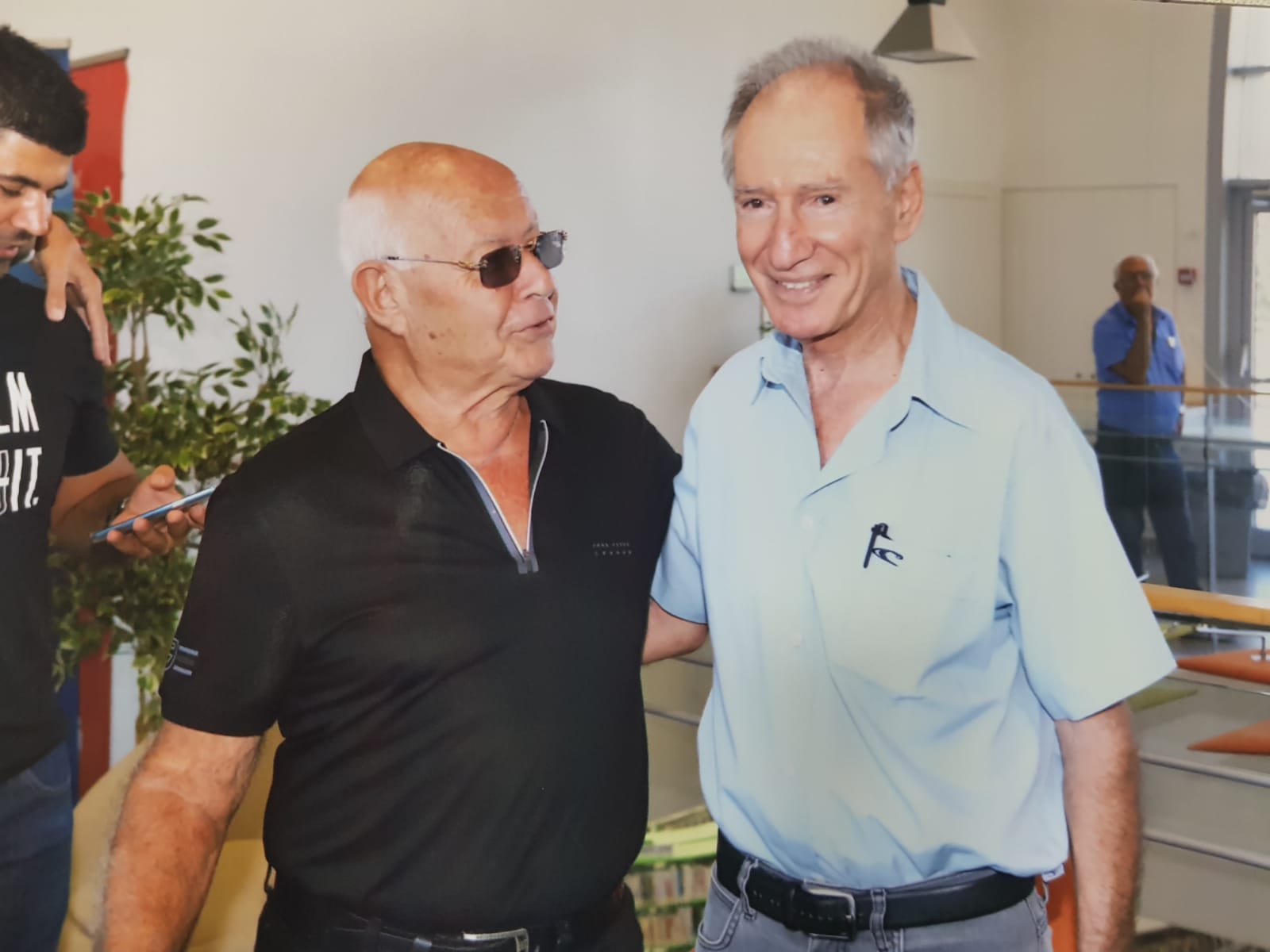 בהשקת הספר 'ואחרי ככלות הכול' מאת פריד אברהם.