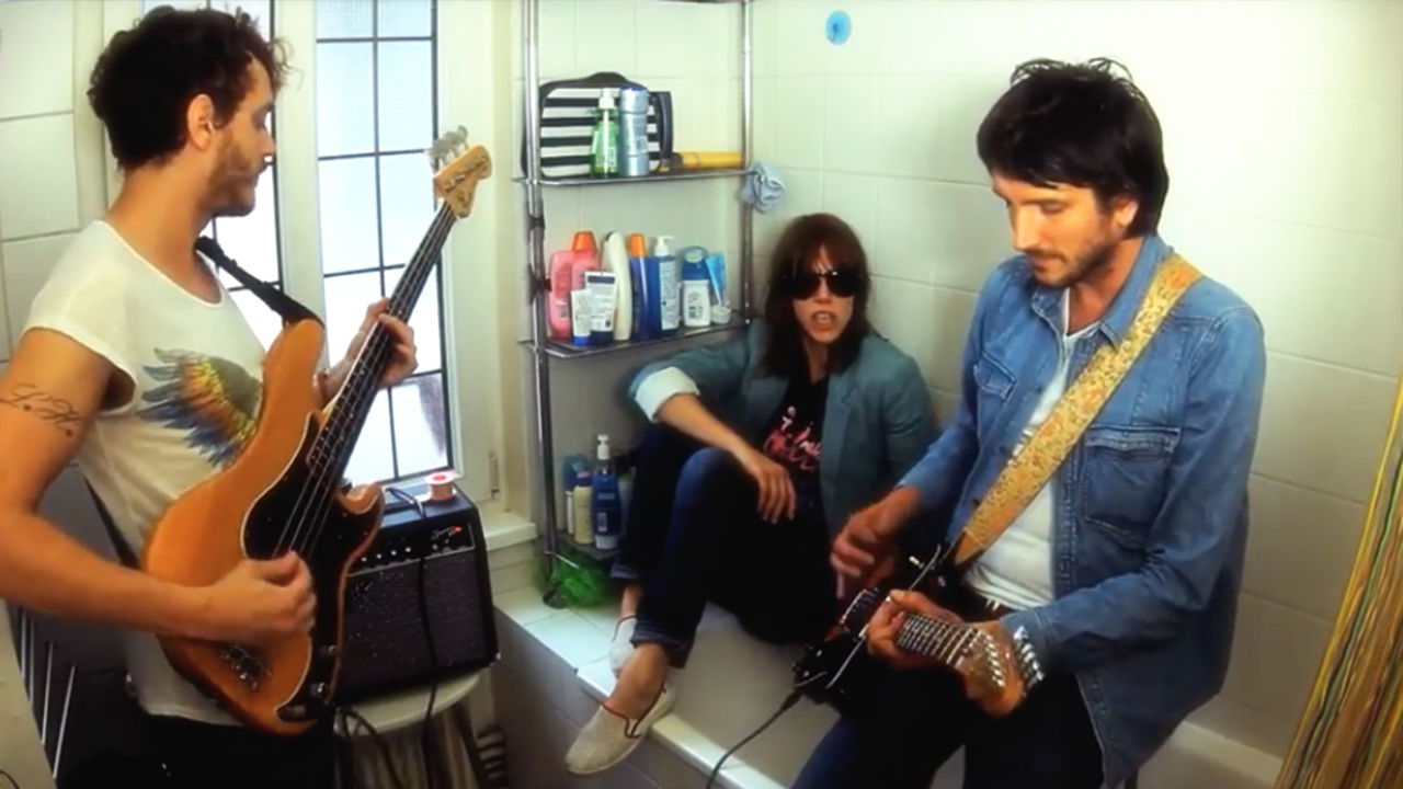 SCENE DE BAIN - OH LA LA !