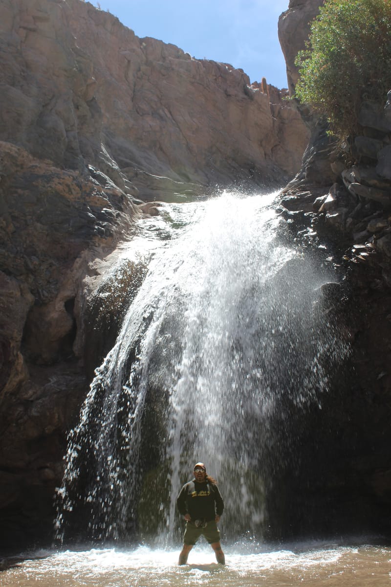 Cachoeira Escondida