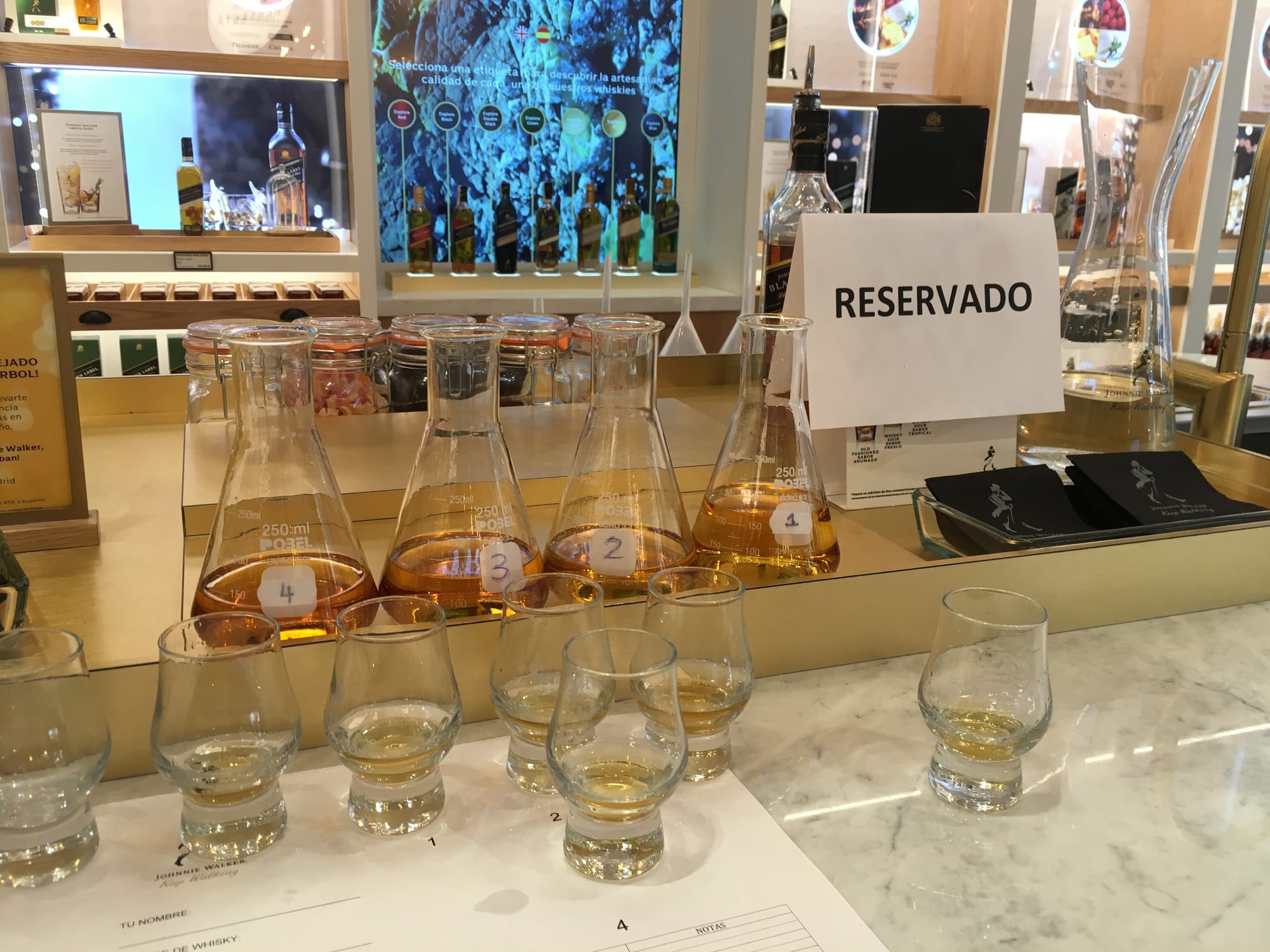 Finalmente descubrimos los whiskies: Nº1: Caol Ila 12 años, Nº2: Knockando 12 años, Nº3: Cardhu 12 años y Nº4: Cameron Brig.