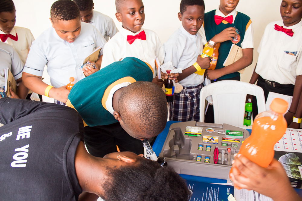 Microscopy session at the 2019 Lagos Event