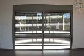 תריסי גלילה חשמלי