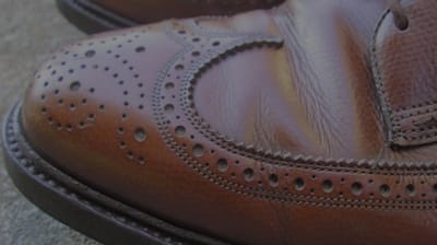 Shoe Cleaning Services – Keeping Your Leather Shoes in Top Condition