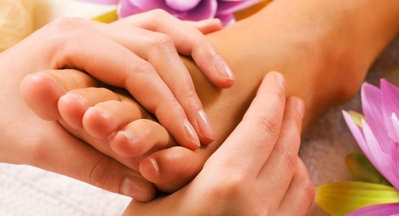 FOOT MASSAGE