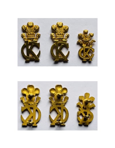 Mess Dress Lapel Badges &amp; Buttons  image