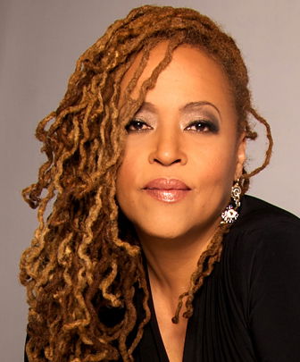 Shabi on the rocks 38