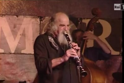 מיוזיק ג'אנקי 104