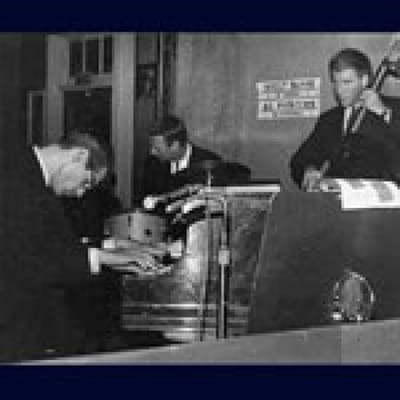 מיוזיק ג'אנקי 154 – ויקטור יאנג חלק ב