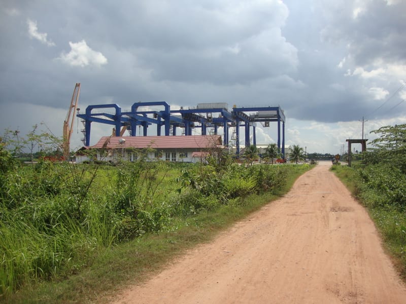 công ty tmc sản xuất cần cẩu di động