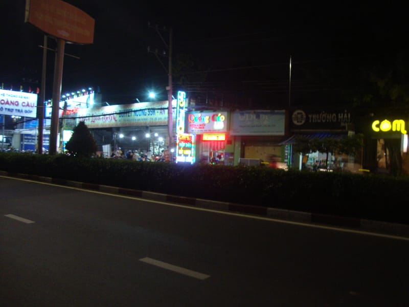 99000 vnd ăn thoải mái 100 món nấu sẵn và tự nướng