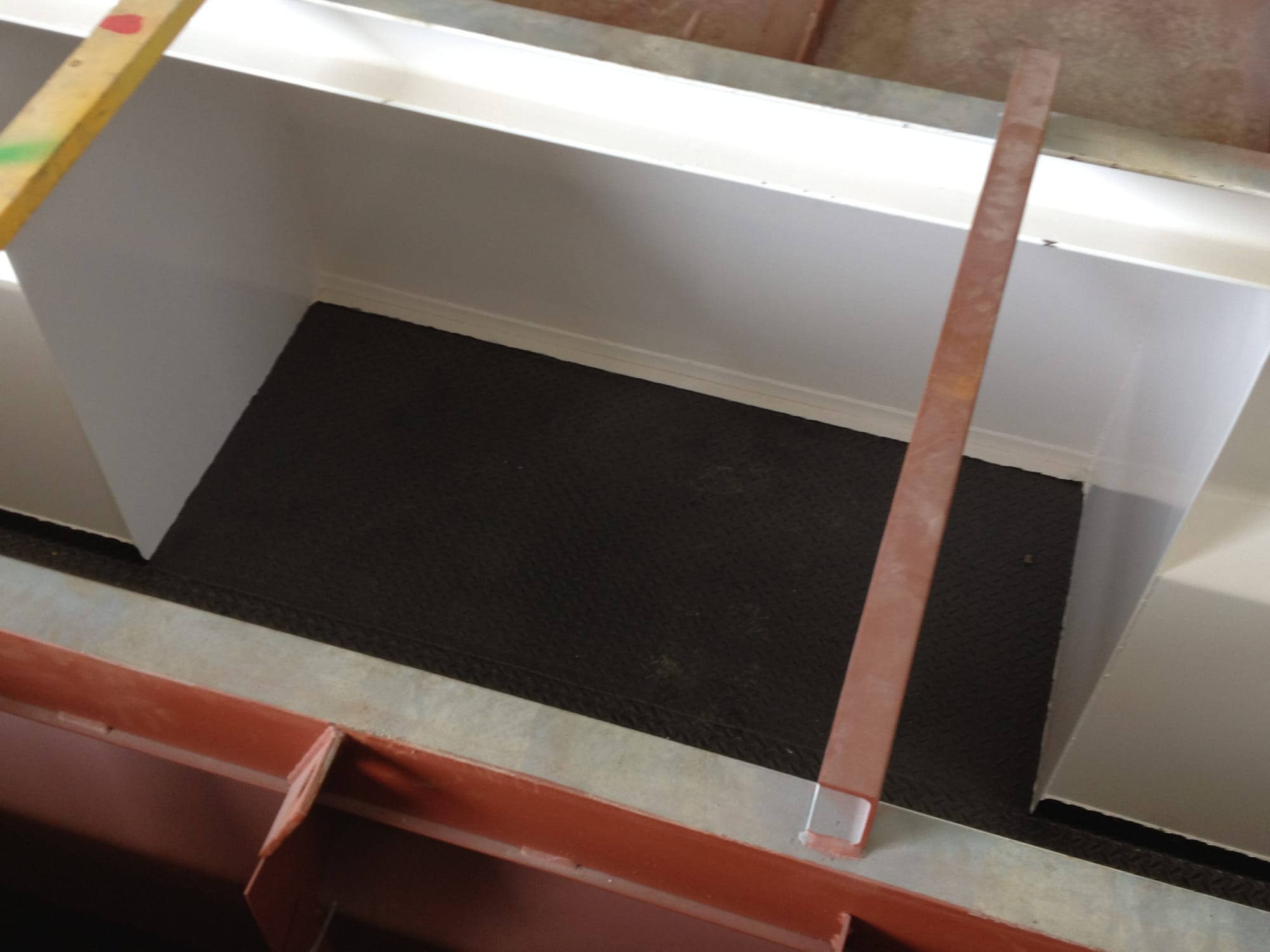 Bracing bars prevent any distortion durng concrete pouring.