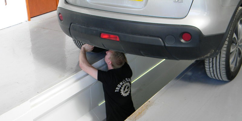 Inspection Pit in use, clean and easy to use.