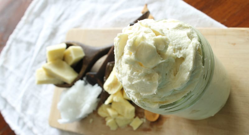 خلطة زبدة المانجو والكاكاو للجسم