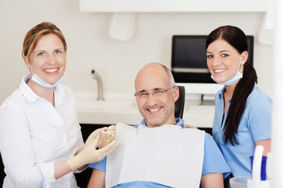 A Friendly Guide to Choosing the Right Denture Clinic