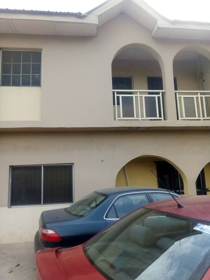 Block of 4flat at Ikosi Ketu