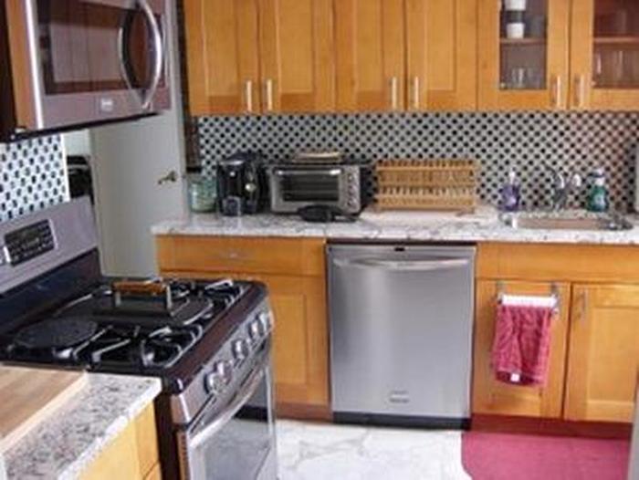 HERE ARE SOME FACTORS TO CONSIDER WHEN CHOOSING YOUR REAL ESTATE PROFESSIONAL: