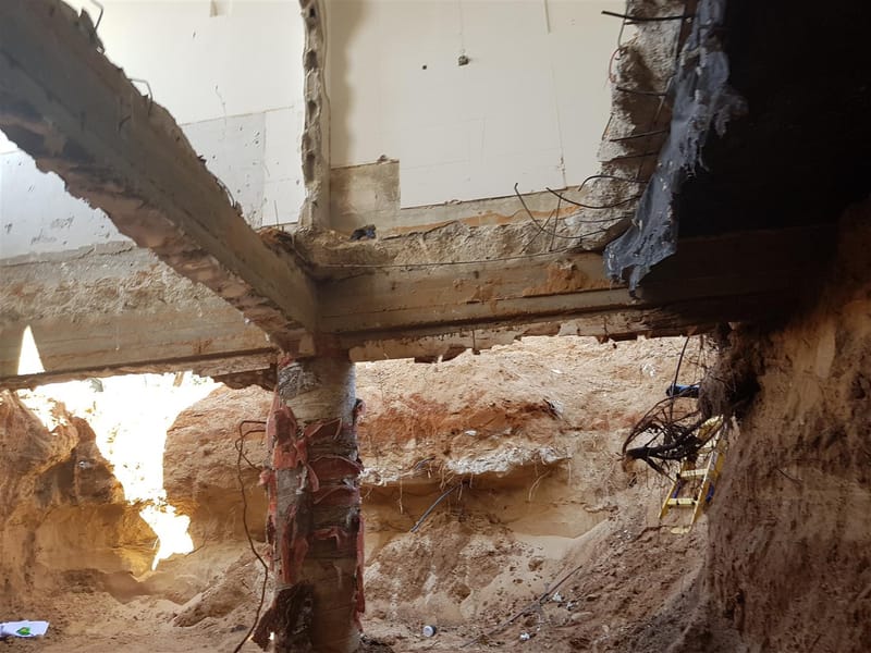 חיזוק היסודות והוספת בור טבילה בתוך מבנה