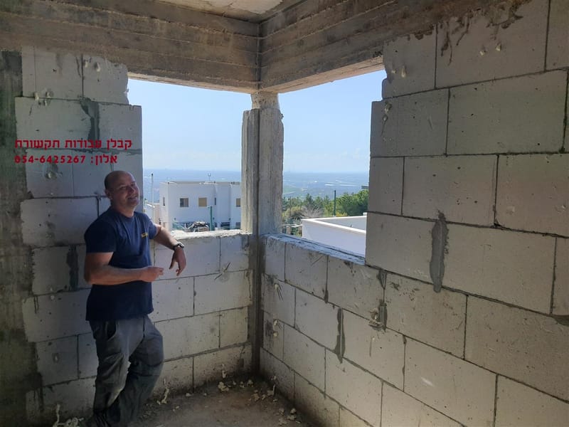 החלפת עמוד בטון בעמוד פלדה