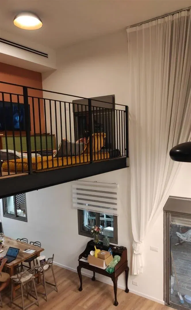 גלריה בבית מגורים - בחריש