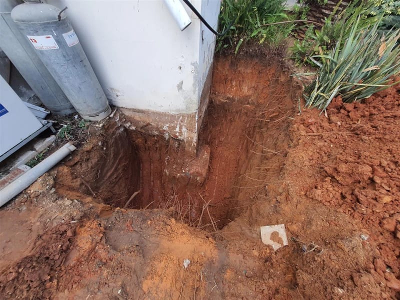 חיזוק יסוד שוקע בכפר פינס