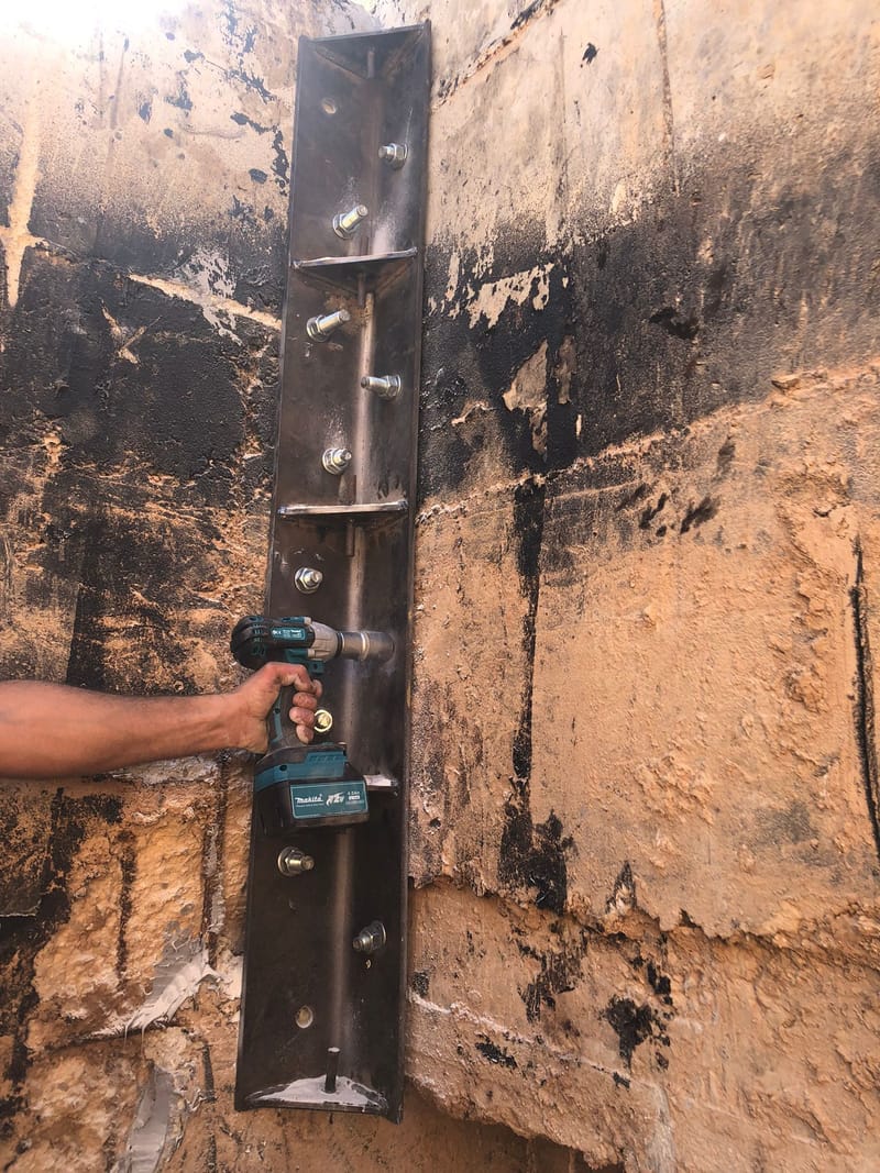 חיזוק קירות תומכים