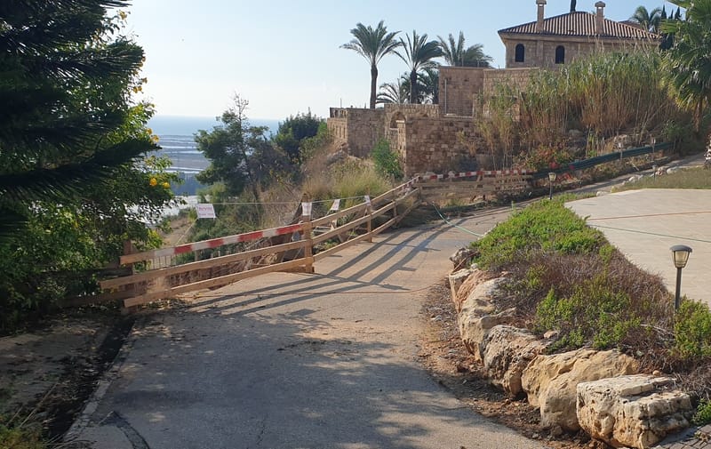 קירות תמך על גבי מדרון 