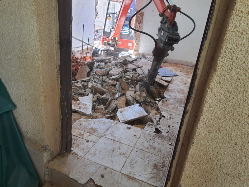 חיזוק יסודות מבנה סדוק