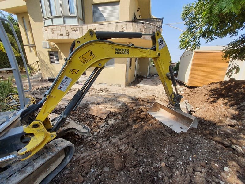 חיזוק יסודות וייצוב מבנה