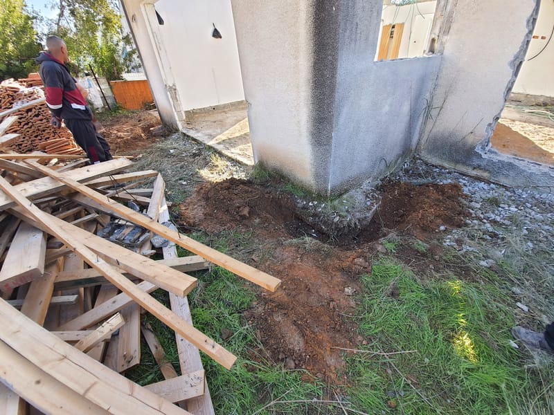 חיזוק יסודות ושיפוץ מבנה ביישוב חרמש