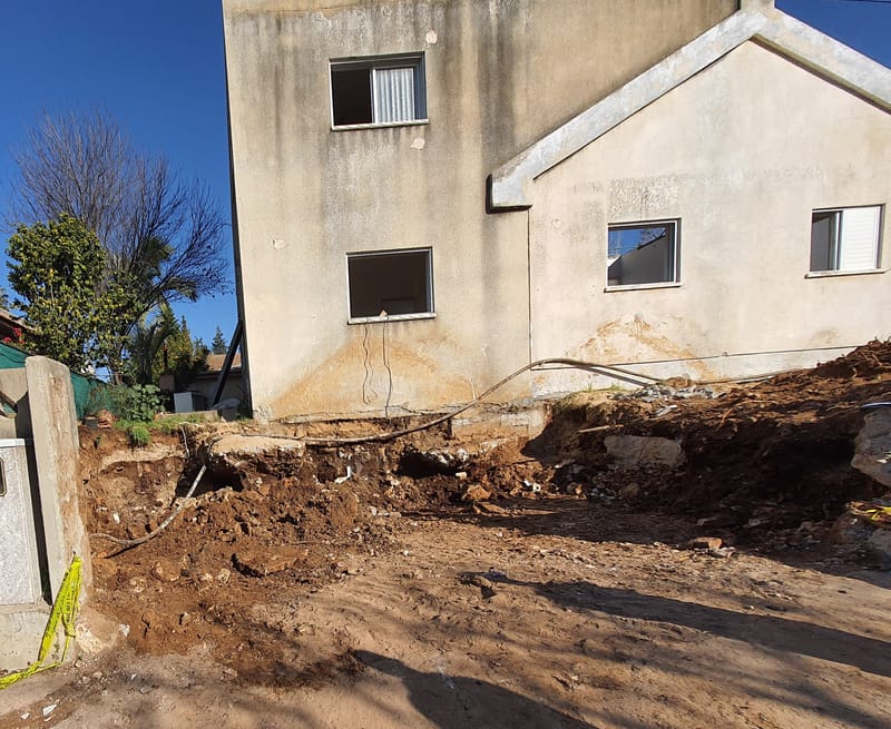 חיזוק יסודות ושיפוץ מבנה ביישוב חרמש