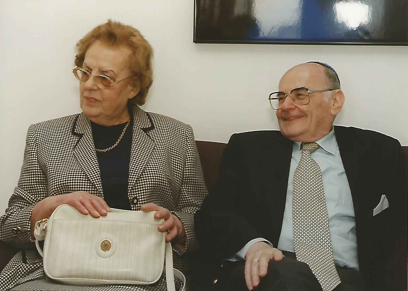 אנס וארנסט סימונס