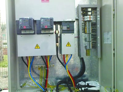 تمديدات الكهرباء