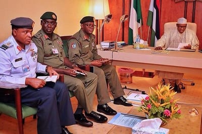 2019 Elections: What Buhari Discussed With Service Chiefs In Closed Door Meeting