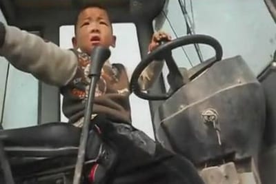 5-Year-Old Chinese Boy Drives A Tractor Like A Pro
