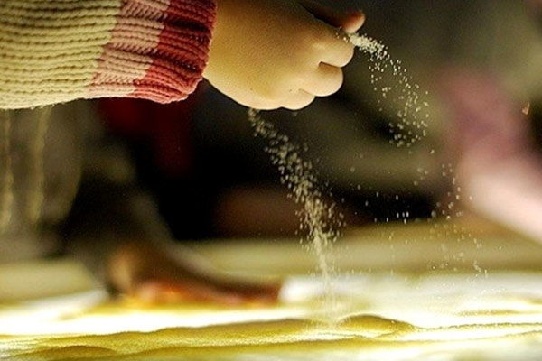 "Песочная терапия в логопедической работе в ДОУ"