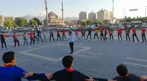 Toplanmalarımızdan.. :)