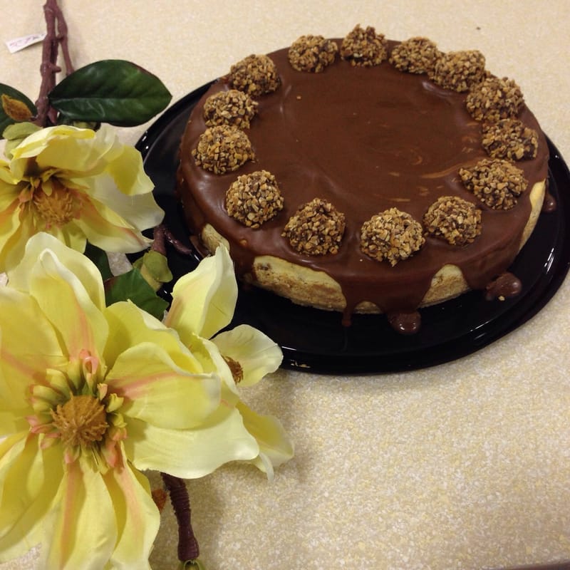 Ferrero rocher cheesecake - تشيزكيك الفيريرو روشيه