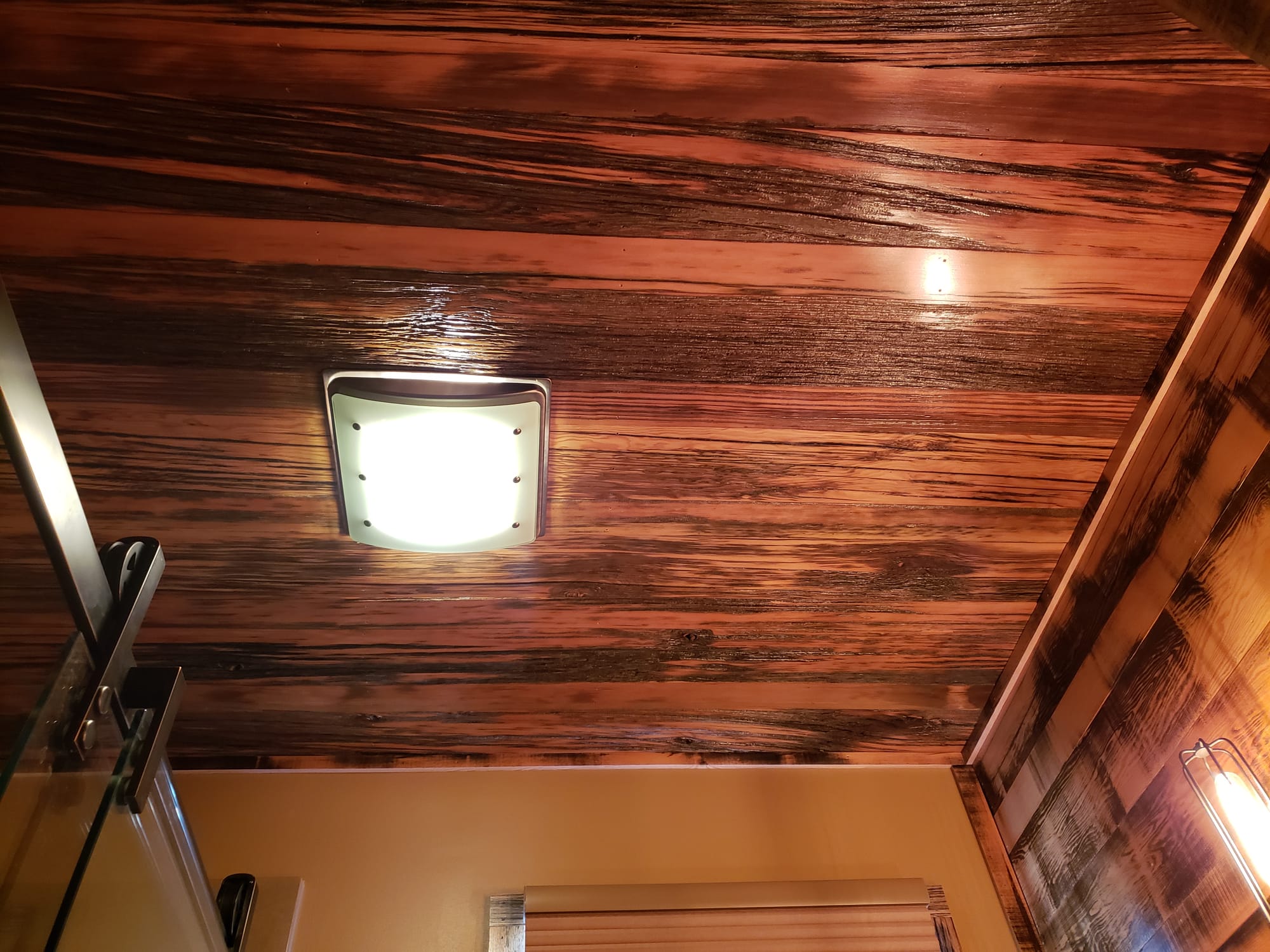 Reclaimed fir Ceiling