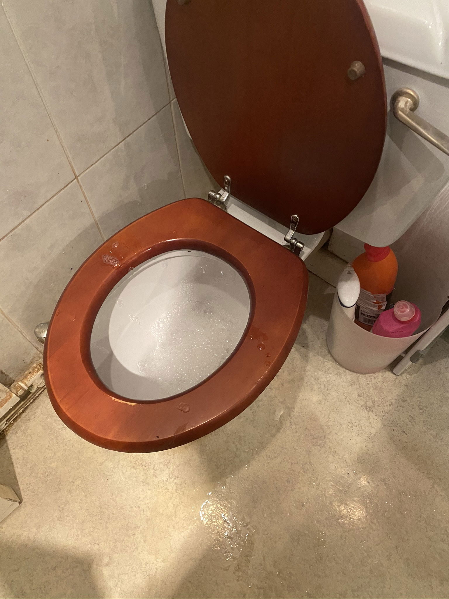 How to Unblock a Toilet