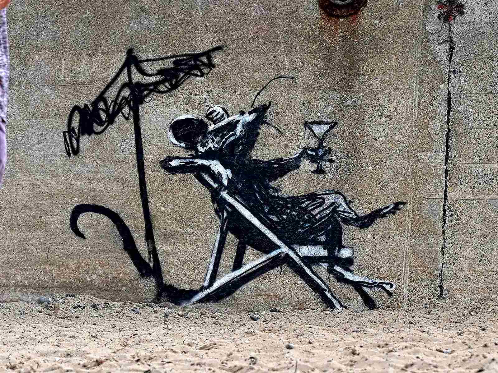 A rat drinking a cocktail in Lowestoft
