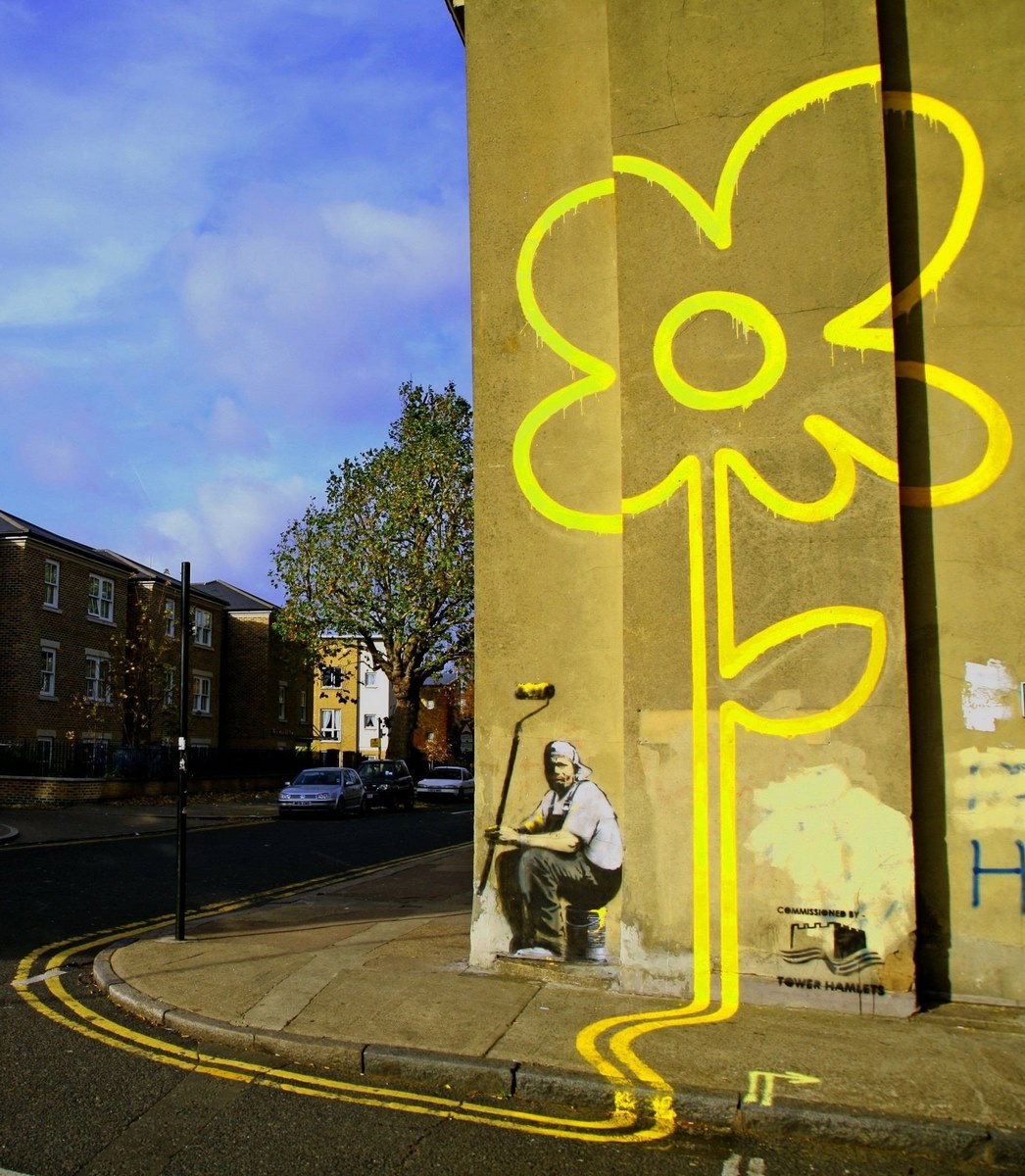 Yellow Lines Flower Paint (vertical)
