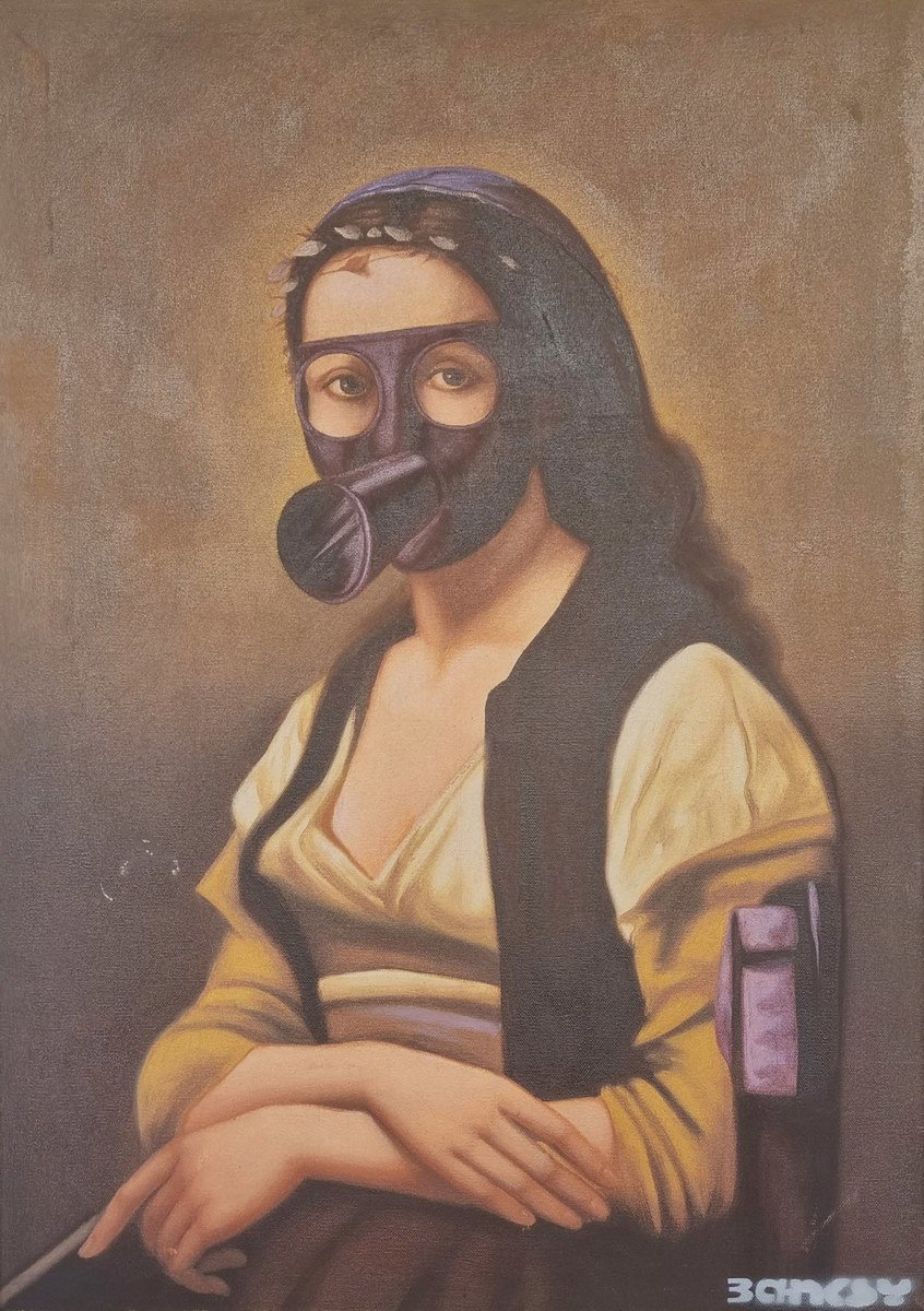 Woman with mask (1)