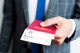 前途捉摸不定的“黄金護照”