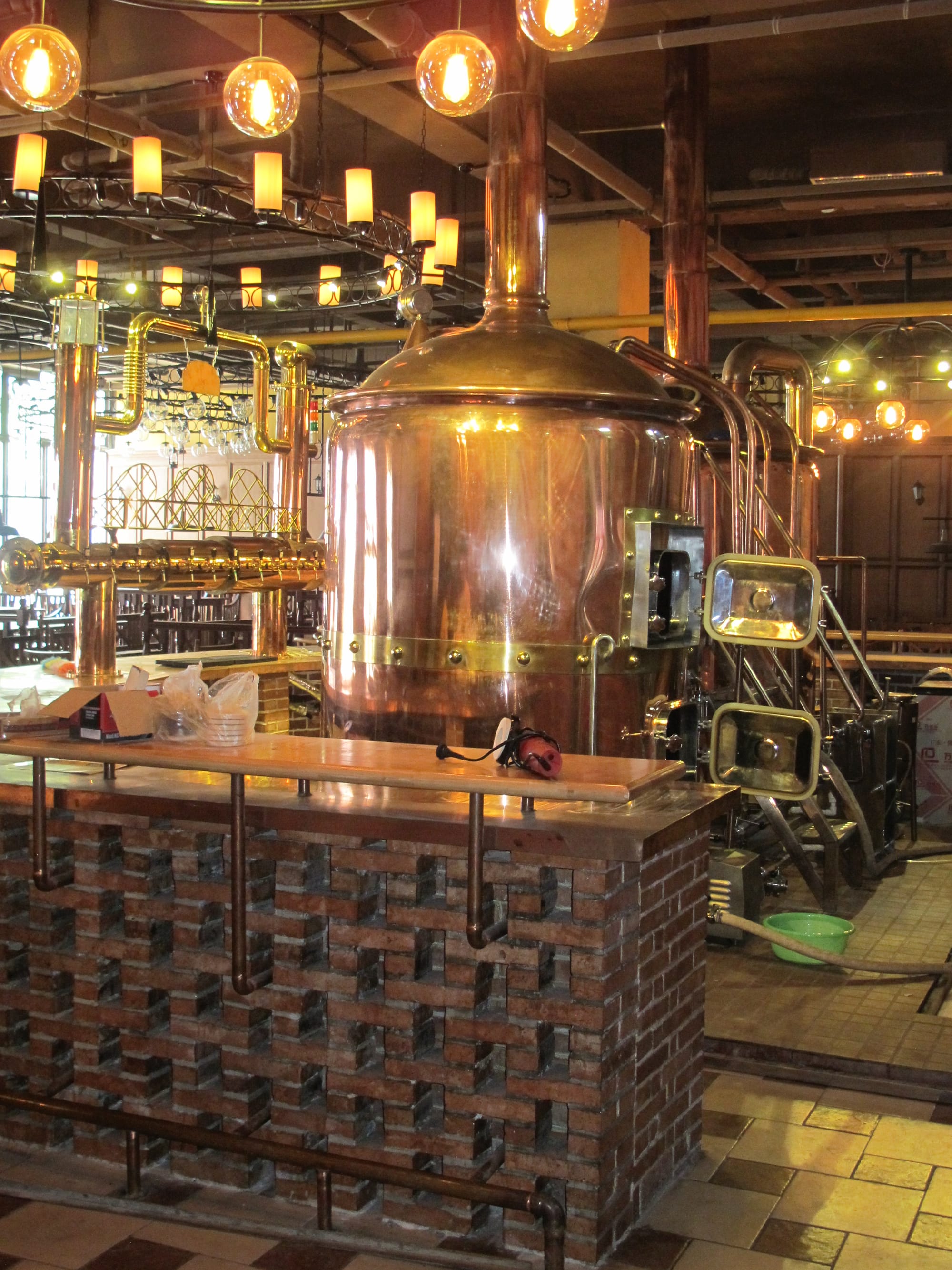 XINGJIANG_BAVARIAN STYLE BREWERY - 2015