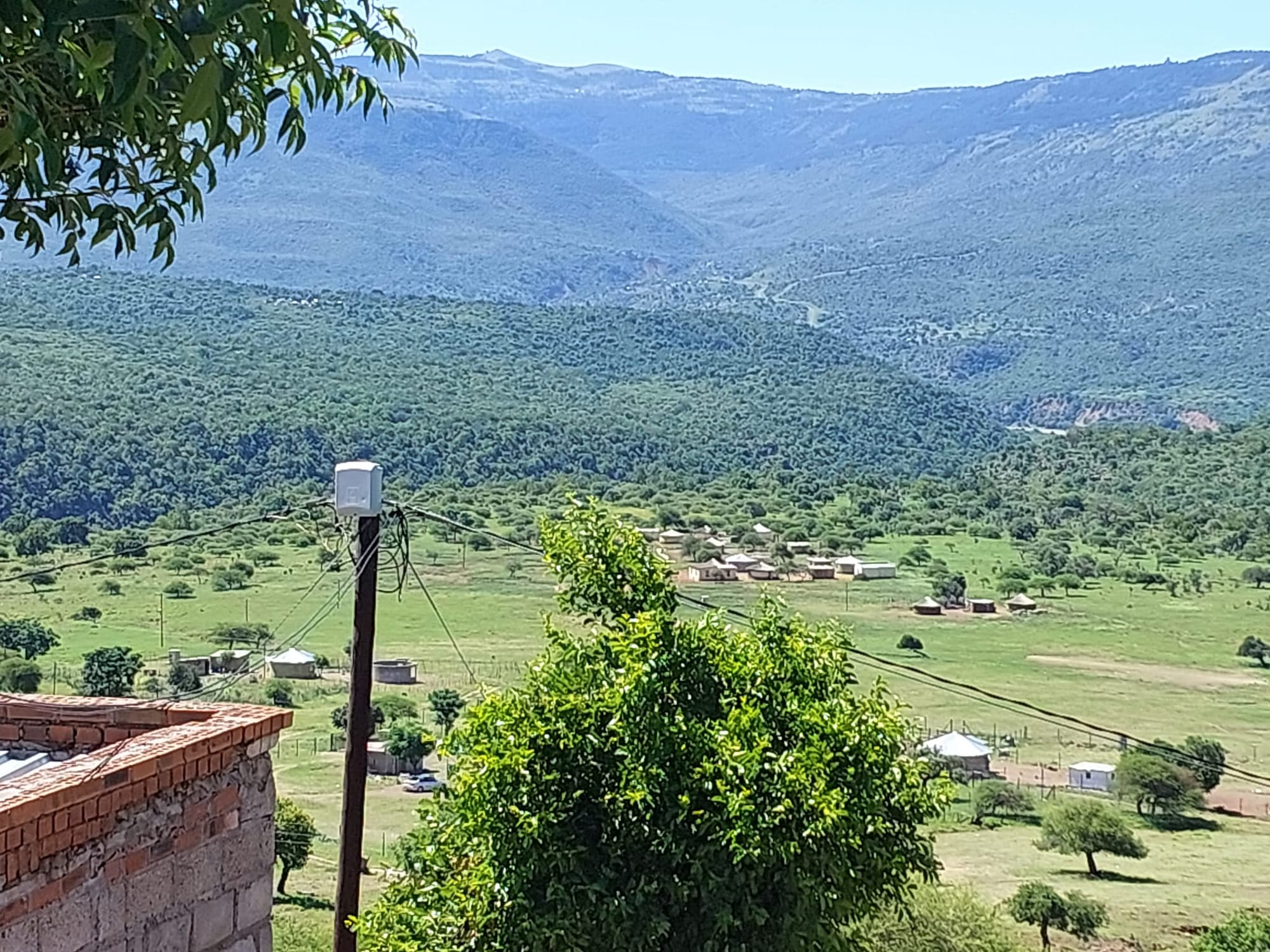 Mfiliseni Magubane: "Ntaba zangakithi ziiiiiiiiiiiinhle, zinamagama njengabantu..." - KuseNhlungwane la, uMkhuphula isigodi - Mabomvini