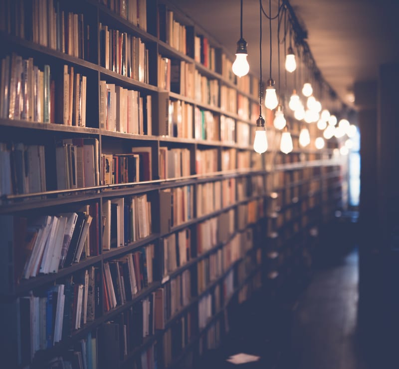 الاستشارات والخدمات للبحوث والترجمة / Consulting and services for research and translation