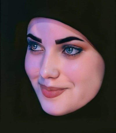 الشاعرة شهد الخزاعي