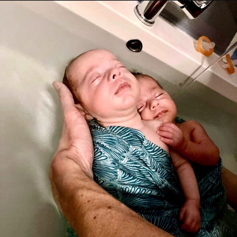 THALASSO BAIN BÉBÉ JUMEAUX