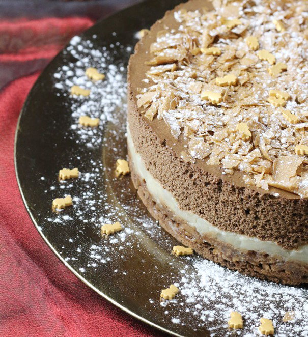 Fruchtknusprig & Valrhona Zartbitterschokolade.