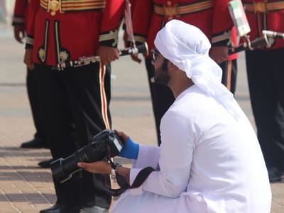 about me عني image